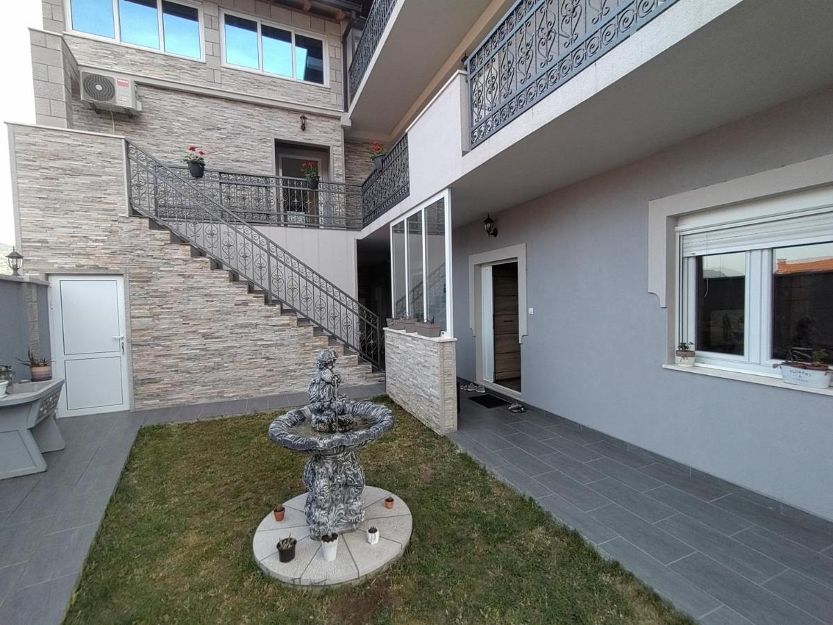 Apartman Magdalena トレビニエ エクステリア 写真